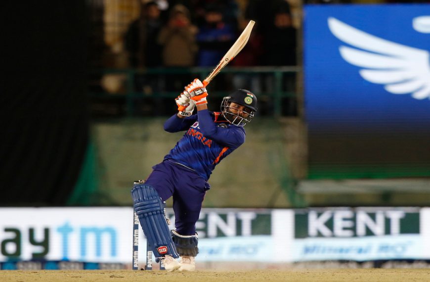 INDvsSL: டி20 கிரிக்கெட் இரண்டாவது ஆட்டத்தில் இந்திய அணி 7 விக்கெட் வித்தியாசத்தில் வெற்றி